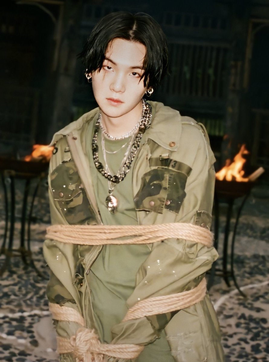motsyoon's tweet photo. ok i’m following everyone w yoongi cult pfp let’s goo https://t.co/wn34APjGZT