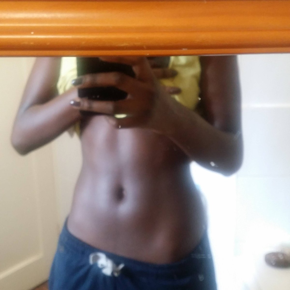 BeauxesWorkOut's tweet photo. Throw back to my last pic update before my knee injury and before lock down. Apologies for the blurry picture. Time to get work in and beat my PB.
#tbt #fitnessmotivation #fitgirls #abs #notanotherworkout #fit #throwback #FitatHome #thursday #fitnessmotivation #watchmework https://t.co/QXCeGGjGQ5