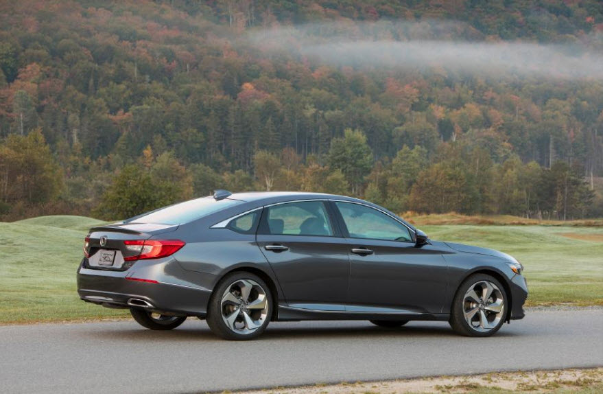 DCHHonda's tweet photo. Frequent fill-ups will be a thing of the past with the new Honda Accord and its 38 highway mpg rating. https://t.co/y3lvDpzcoB