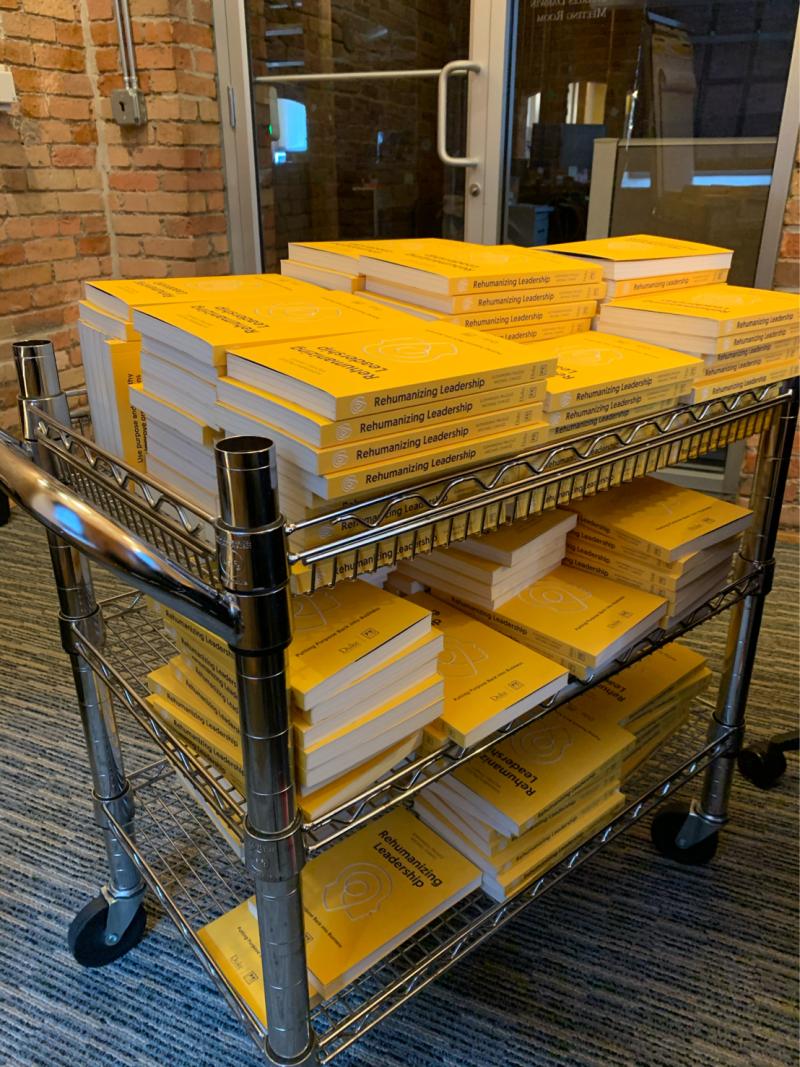 mchavezjr's tweet photo. Signing books today, all alone. But it’s a pleasure and a privilege to spend the afternoon feeling connected to everyone on the same quest. The future is human!

#human #leadership #leadershipmindset
#empathy #purpose
#leadershipdevelopment
#rehumanizingleadership
#DukeCE https://t.co/tGLbwuP4zl