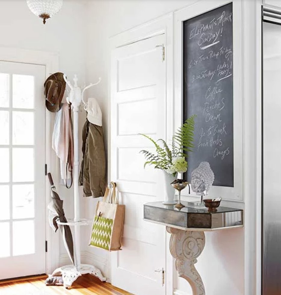 kwidos_com's tweet image. Creative remodeling doesn't necessarily mean tearing out walls and adding expensive new windows. Sometimes it's reimagining and repurposing existing things. #homerepair #homeimprovementtips #homeremodeling #creativeremodeling #tampabay #tampafl ow.ly/2QTH50zMXS9