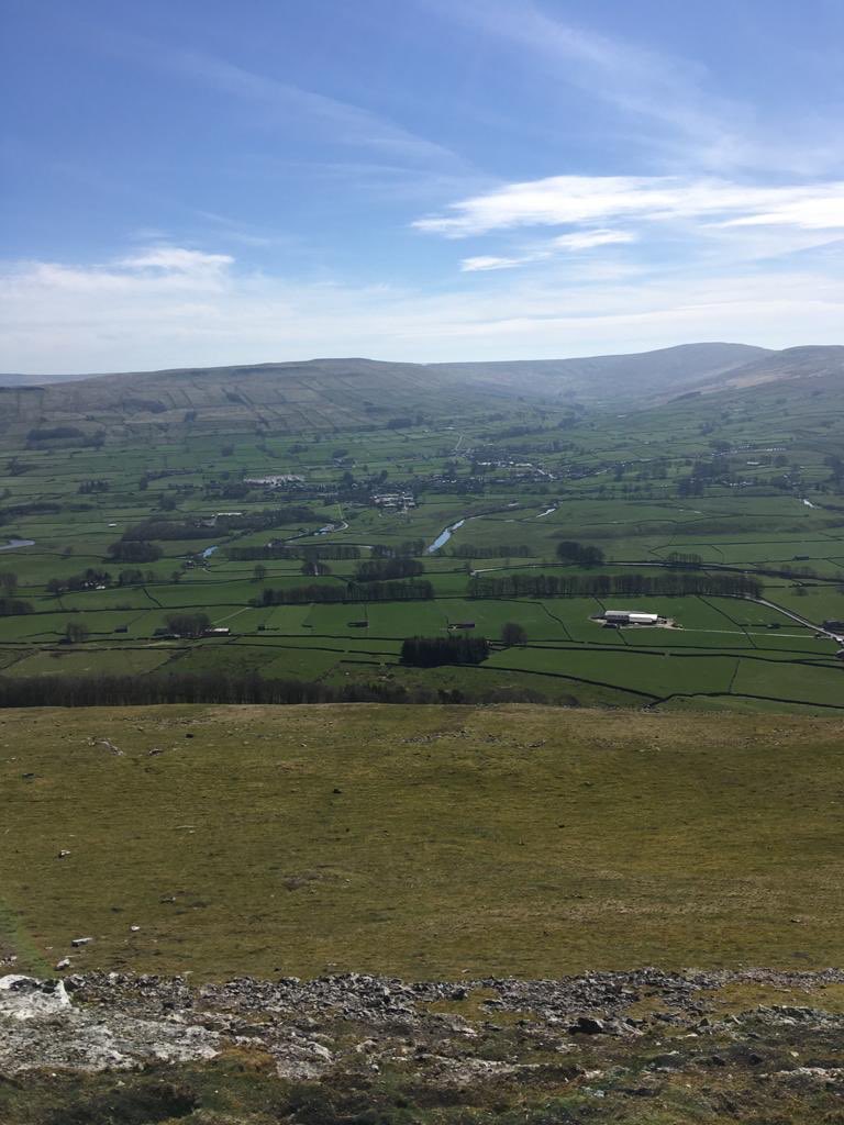 XtonPE's tweet photo. Beautiful weather for Mr Clark to visit a very quiet Yorkshire Dales for a long walk yesterday with a monster of a sandwich!

#xtonlockdownfitness
#socialdistancingwin
#bigwalkbiglunch https://t.co/uRgrWJCbgD