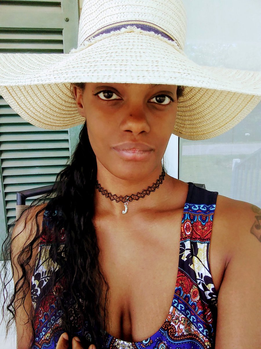 Felicia Anne tweet media