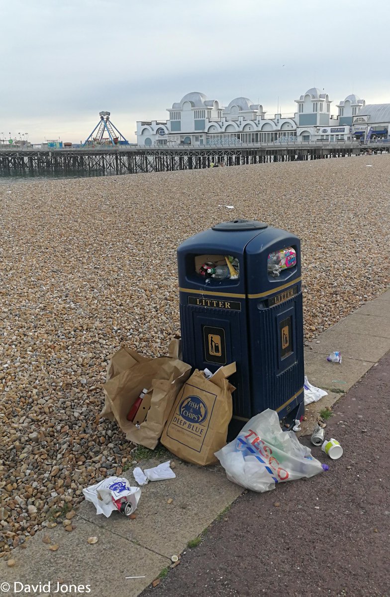 We have had cleaner air, cleaner seas &amp; less pollution over the last few months. I had hoped that we all might recognise how the earth will benefit if we change our behaviour &amp; take more care of the #environment. Sadly I was mistaken. 😢 #Southsea #littering #plasticpollution