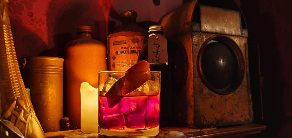 Tomorrow’s plan: 

Beat the queues to get me a @delifonseca drive thru ‘Po Boy, followed by a day of delivering pre-batched Lockdown liquor. 

Moral of the story? 
Great produce will always find its way out of a crisis, no matter what. 
Especially if it’s full of soul!