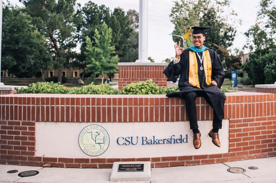 calstate's tweet photo. CSU students have a lot to be proud of! Graduating seniors have put their all into earning a degree, and we love seeing how they are marking this major accomplishment. 🎓👏

See how the CSU's #classof2020 is celebrating: https://t.co/O5qZytExQe https://t.co/YX53RWLeKL