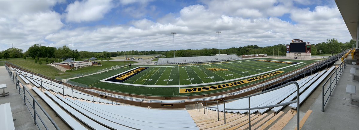 Great day to be a Griff! 🦅🦁