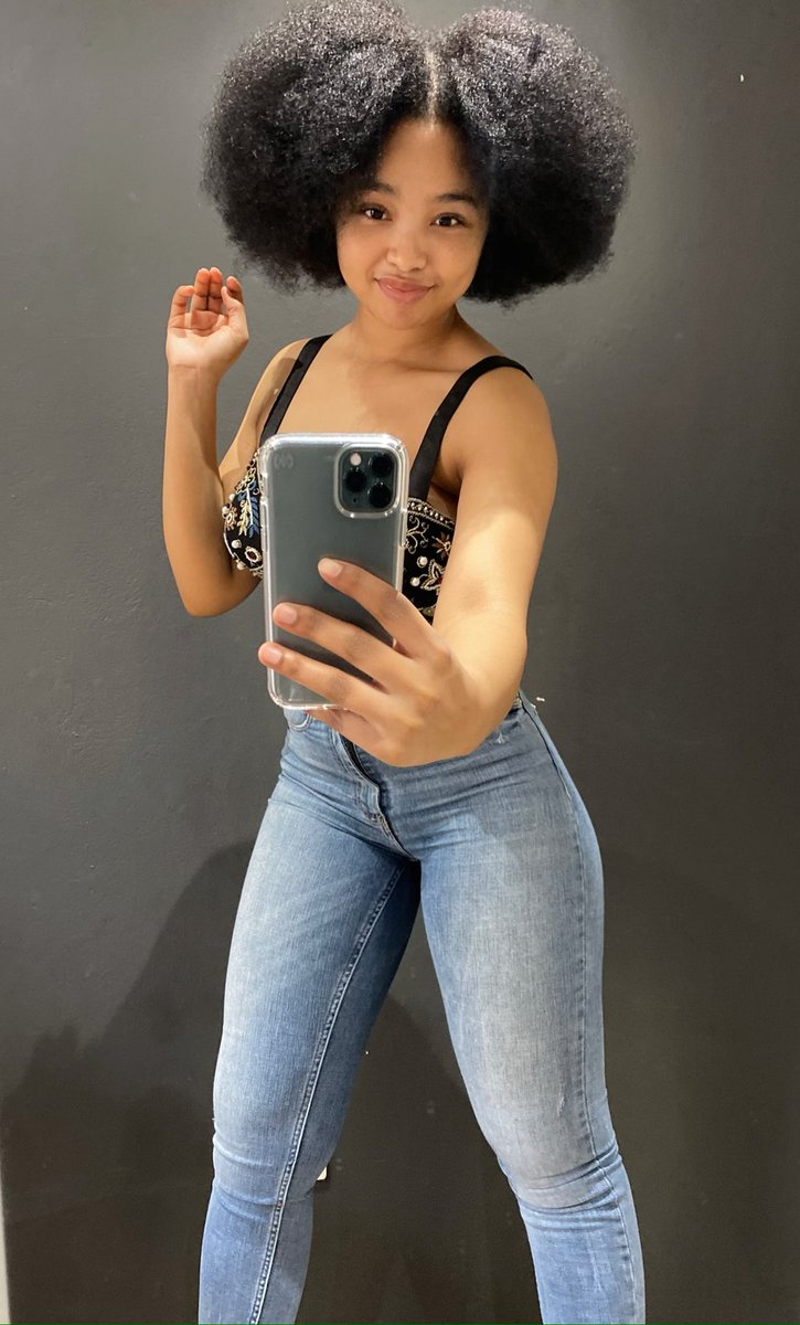 I'm Loving My Natural Hair❤ looking so much younger.. sweet 16🙈