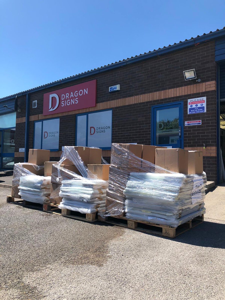 Blue skies and sneeze screens packed and ready to ship around the UK to hundreds of #estateagents within the Connells Group. ☀️ 👋🏼 🚛.

#sneezescreens #ppe #lockdown #returntowork #officework #lockdownuk #Facevisors #cardiff #wales #ukdelivery  #Covid_19