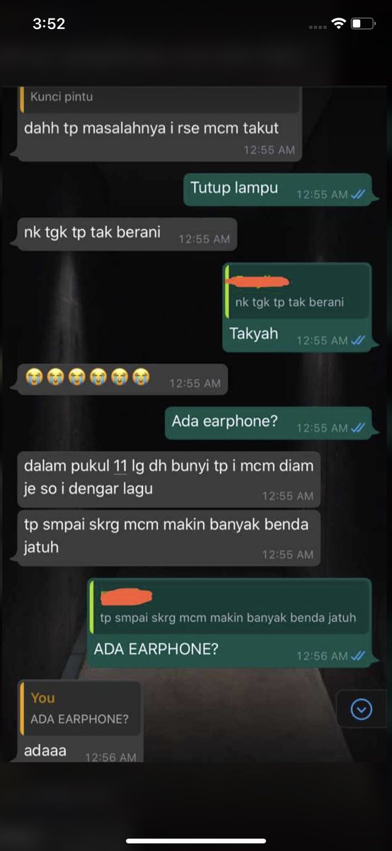 bangkhaiii_'s tweet photo. RUMAH MEMBER AKU KENA ROMPAK TADI . LOOK HOW I COMFORTED HER . https://t.co/rXarNx49Qz