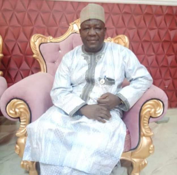 bbchausa's tweet photo. An tsige shugaban ƙaramar hukuma da mataimakinsa a Zamfara
👉 https://t.co/fhN1igseZ5 https://t.co/xtG2XvPNeO