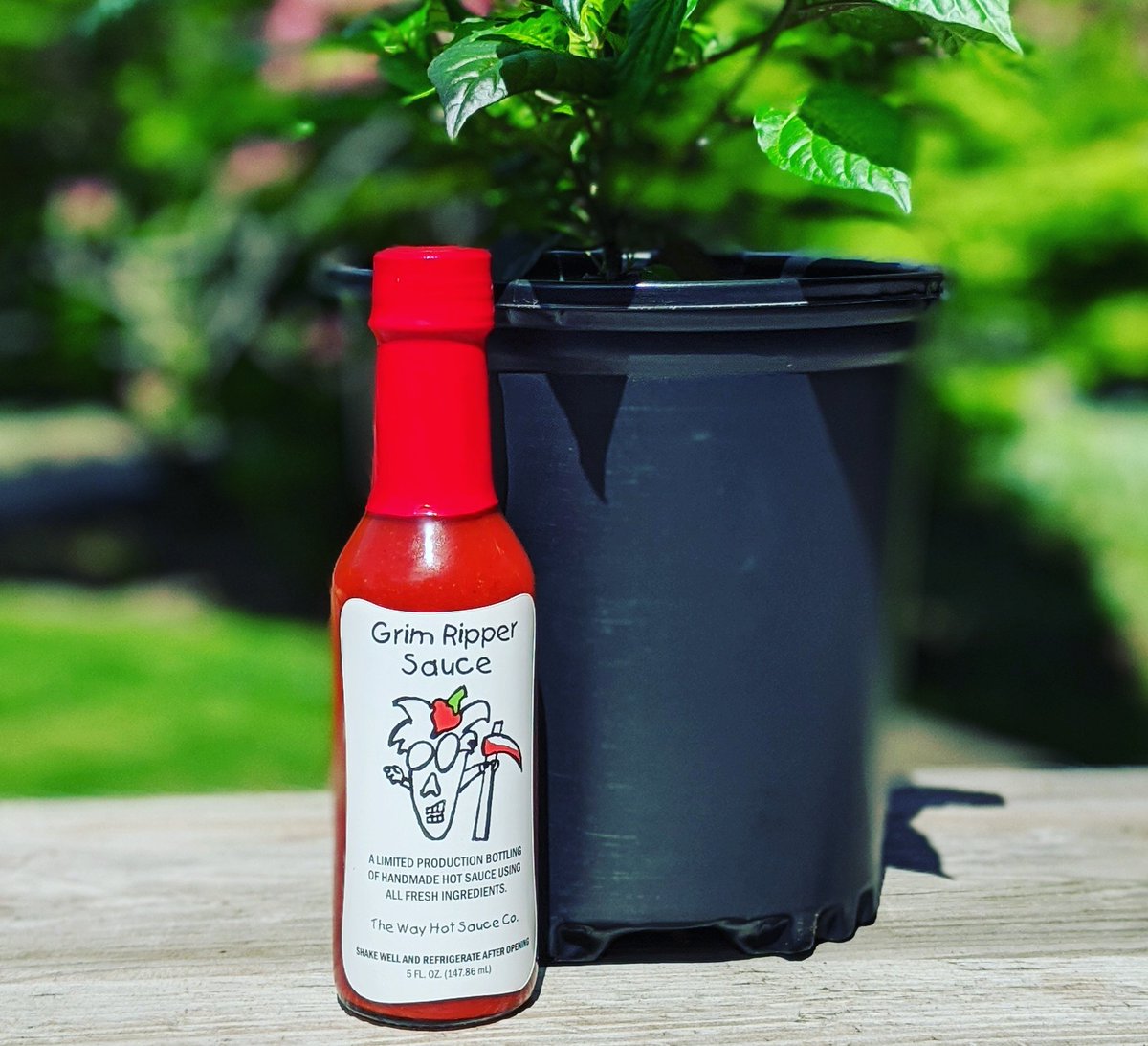 WayHotSauce's tweet photo. It's Ripper, not Reaper. Have a little respect. 💀
#grimripper⚰️ #rippersauce💀 #reaperpepper #reaperpeppers #reaperpeppersauce #carolinareaper #carolinareapers #carolinareaperpepper #hotsauce #hotsauceaddiction #hotsauceaddict #hotsaucelife #wayhot
FOLLOW: @wayhotsauce https://t.co/MzhQTeWPmA