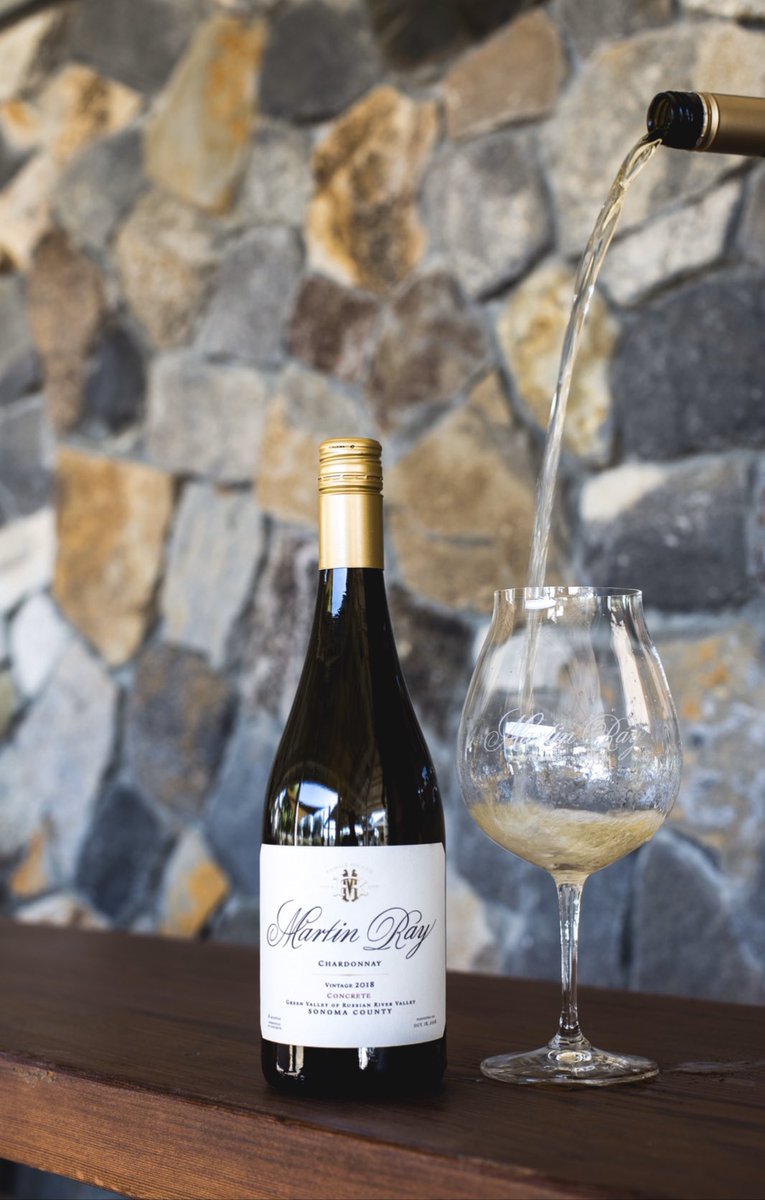 Settling into the #holiday #weekend early with a generous pour...happy #NationalChardonnayDay! #cheers!