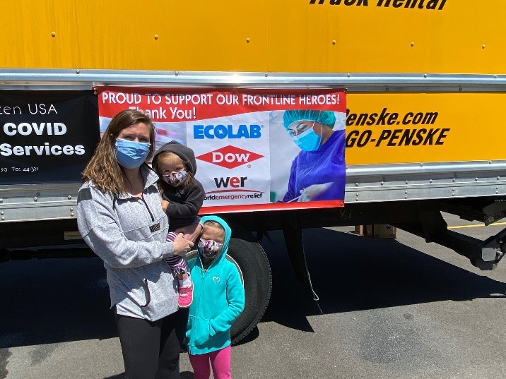 Ecolab's tweet image. We’re proud to partner with @WER_US and Global Citizen USA to donate over 611,000 pounds of cleaning and sanitizing products, valued at more than $600,000, to support those most in need during the #COVID19 pandemic.