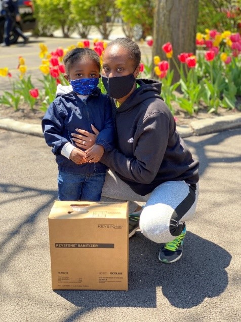 Ecolab's tweet image. We’re proud to partner with @WER_US and Global Citizen USA to donate over 611,000 pounds of cleaning and sanitizing products, valued at more than $600,000, to support those most in need during the #COVID19 pandemic.