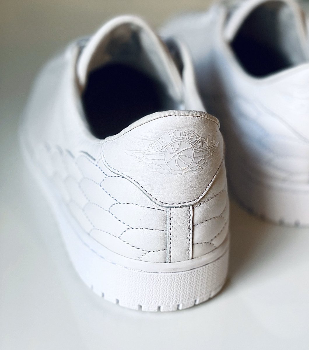 air jordan center court