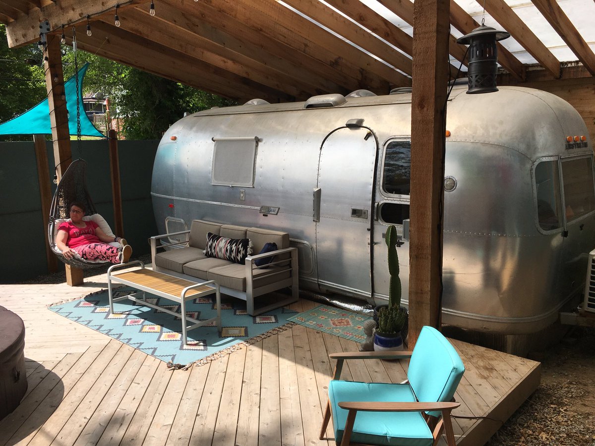 pixlerspride's tweet photo. Already found my spot #MyInnerSheldon #SoBeautiful #AirStreamTinyHouse #PixlerPrideRocks #29HappyYears https://t.co/yJJhhzFQeu