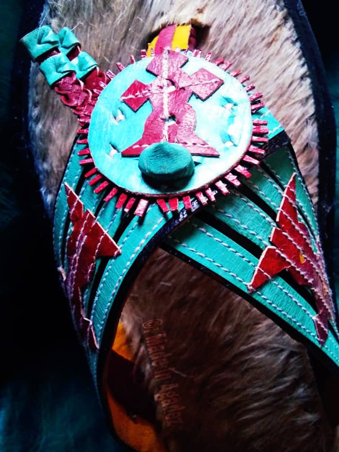 MadeInAgadez's tweet photo. #Teghateme ( Chaussure) #Balka Cuir Homme "
Notre savoir-faire : la fabrication de chaussures artisanale, avec l'arts dans le respect des traditions.
Un choix unique de Chaussures #Balka by #MadeInAgadez https://t.co/OAUGM8UOAT