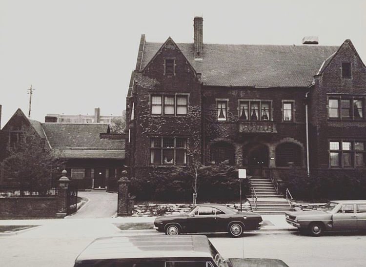 CharlesAllis's tweet photo. #tbt - Recognize this place? https://t.co/i8p2dRwQRY