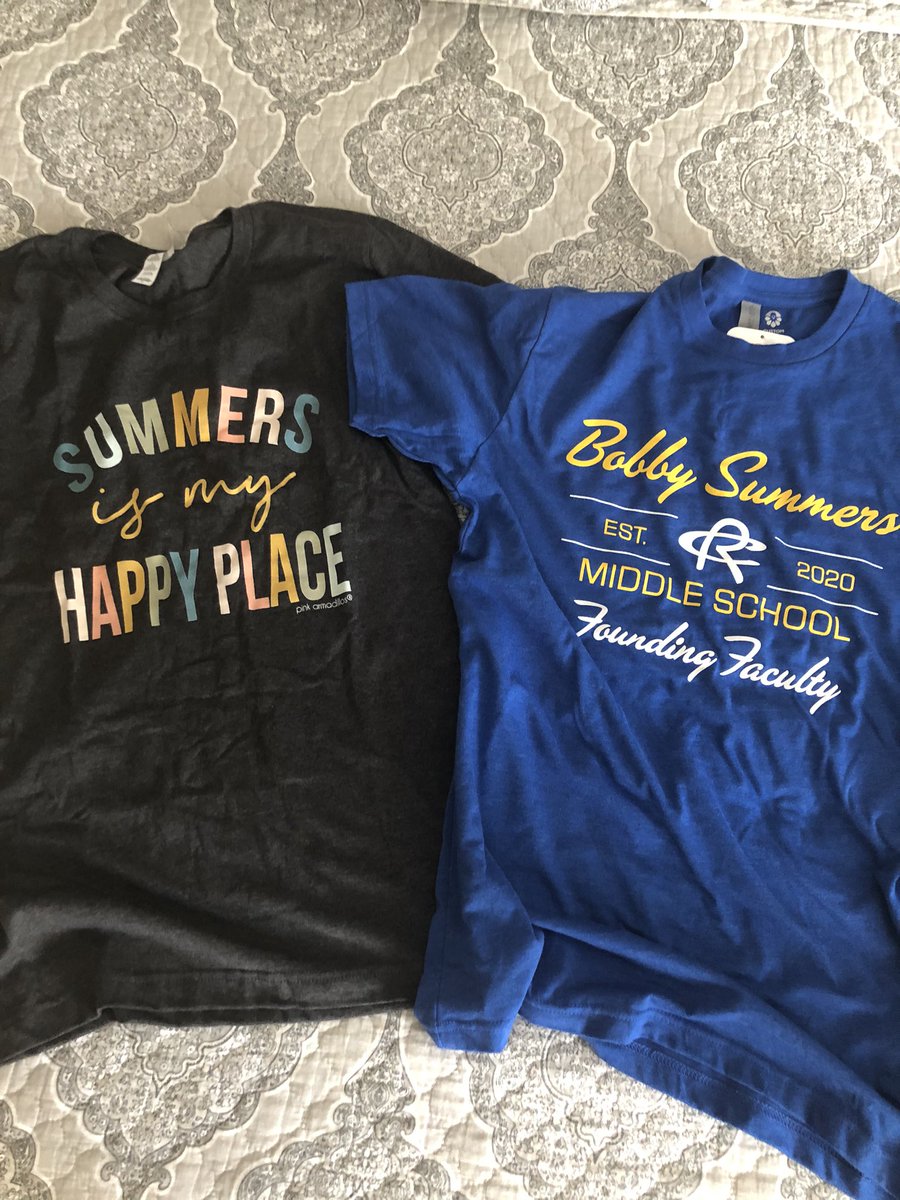 sgarrettrcisd's tweet photo. Well, I’ll be dang if didn’t miss a delivery from Ms. Tracey Myers from @BobbySummersMS  Guess I’ll copy @KoopTiffany and share my gifts today. I had to pick up my other shirt from @anchoredblissTX So excited to be a part of such an amazing bunch of leaders! #SummersStrong https://t.co/oJNVbZzpXc