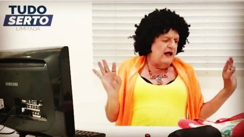 SerginhoGreco's tweet photo. EMBROMEICHON

https://t.co/Pzhnza4CNI

Saiba como funciona o CURSINHO DE "INGRÊS" da Gyslayne Aparecyda, funcionária da #TUDOSERTOLIMITADA.

Assistir meus vídeos no #YouTube é uma opção inteligente e divertida durante a #quarentena em tempos de #coronavírus.

#TeatroEmpresarial https://t.co/nSqPsnDvKV