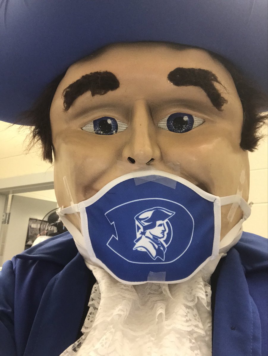irisheagle3070's tweet photo. LET’s GO 2020... Get ya mask on!  ⁦@CSDDoverHigh⁩ https://t.co/6L12SN5pAO