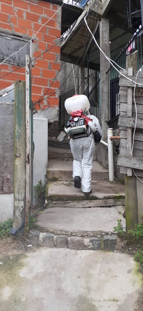 NachoDevitt's tweet image. Hoy fumigamos en Rodrigo Bueno para combatir el dengue y otras plagas en el barrio! @MariaMigliore @JuanMaquieyra #mdh #ivc