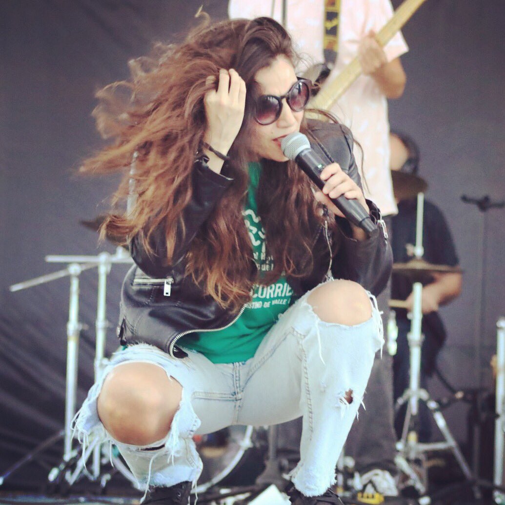 #me #singer #singersongwriter #songwriter #music #musica #indiemusic #indie #showgirl #voice #voz #feelings #musician #free #soul #concert #Mink #Natural #LadyMink #woman #yo #Carol