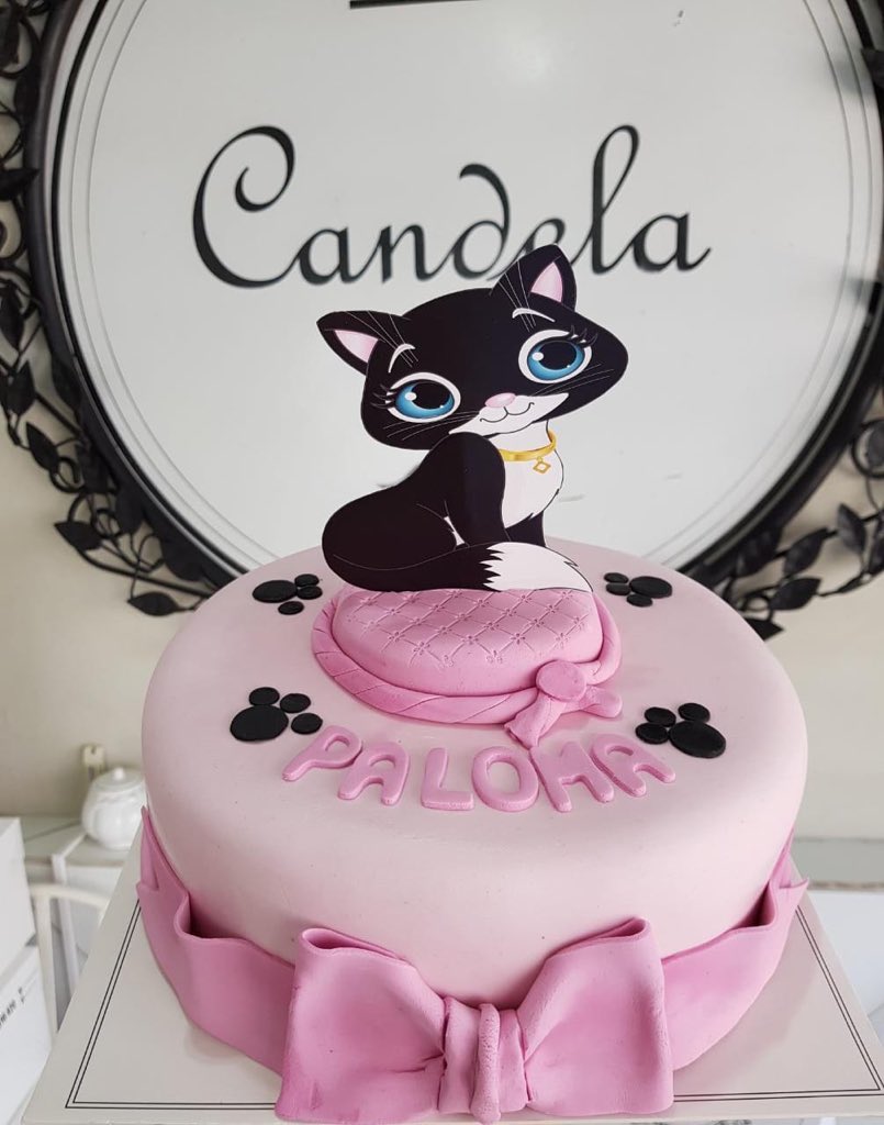 CandelaPy's tweet photo. Con este clima estira algo dulce, o no!? #candelapostrespy #hechoconamor https://t.co/ssYlNgQhLU