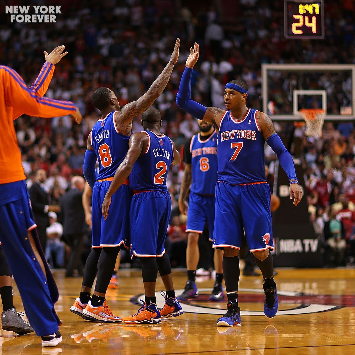 nyknicks's tweet photo. Couldnβt do #ScorersWeek without heading back to Meloβs 50-point game vs. Miami π₯ https://t.co/hpHQ5IaW11