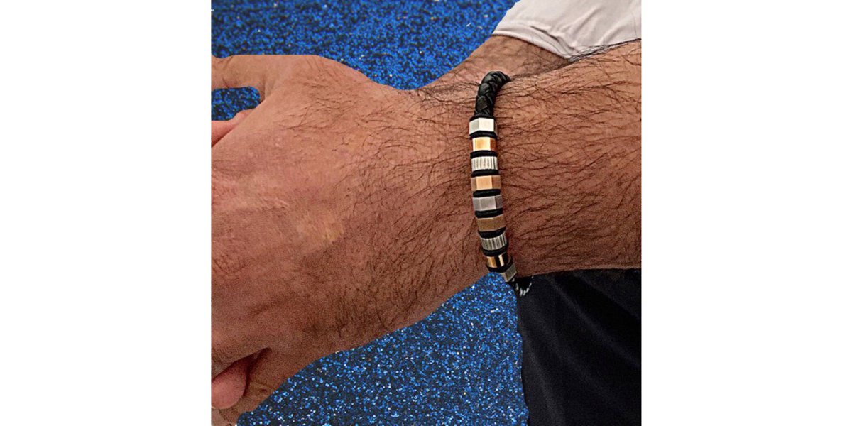 coskuns7's tweet photo. Men’s Braided Leather Bracelet
£27.60 👉👉https://t.co/ItO4izzXdH     👈👈
———————————————-
————————————————
#menfashion #boysclub #bracelet #leathercraft #London  #uk #shoppingonline #OnlineMarketing #Sales #Twitter #FolloForFolloBack #model #ThursdayThought https://t.co/JDTRhGt0b7