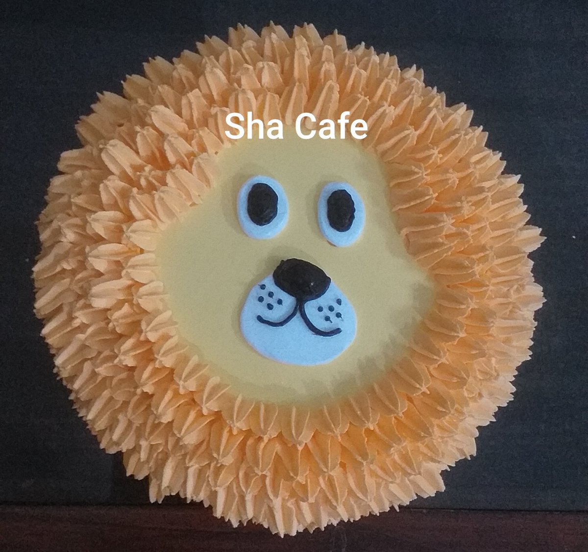 sha_jeee's tweet image. Yesterday's order 🎂 الحمدللّٰه 
Lion theme cake Delivered
Book your order now | #Your_Design | #Your_Flavour | #Your_Venue | #Our_Quality
Inbox now 📨 or WhatsApp at 03146618494