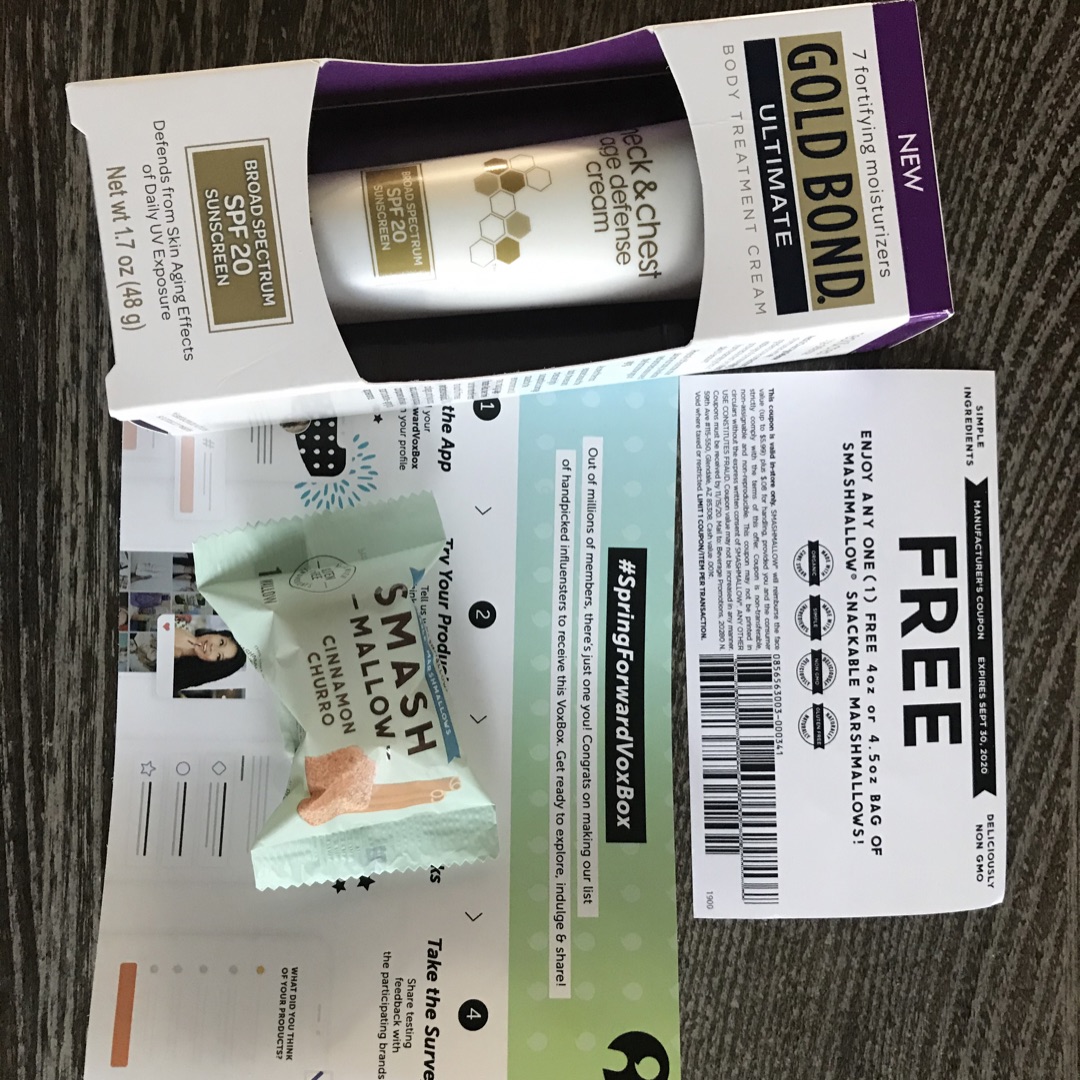 aimeeh_diary's tweet image. Excited! 😀 @Influenster @Snackapade @Lemishine #SpringForwardVoxBox #complimentary