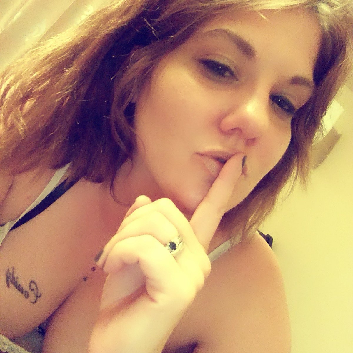 TSwithNicole's tweet photo. #TSwithNicole Hi All I'm Nicole the host of Titillating Stories with Nicole an Erotic Short Story Podcast #follow #podcasts https://t.co/1oNoLEWbY0