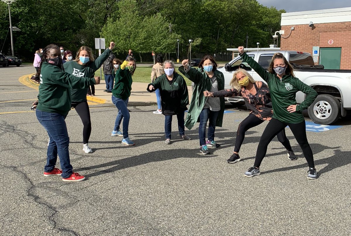 <a href="/EBPublicSchools/">East Brunswick Public Schools</a> @EBHSprinc Thank you to the EBHS staff for delivering over 700 Caps and Gowns!