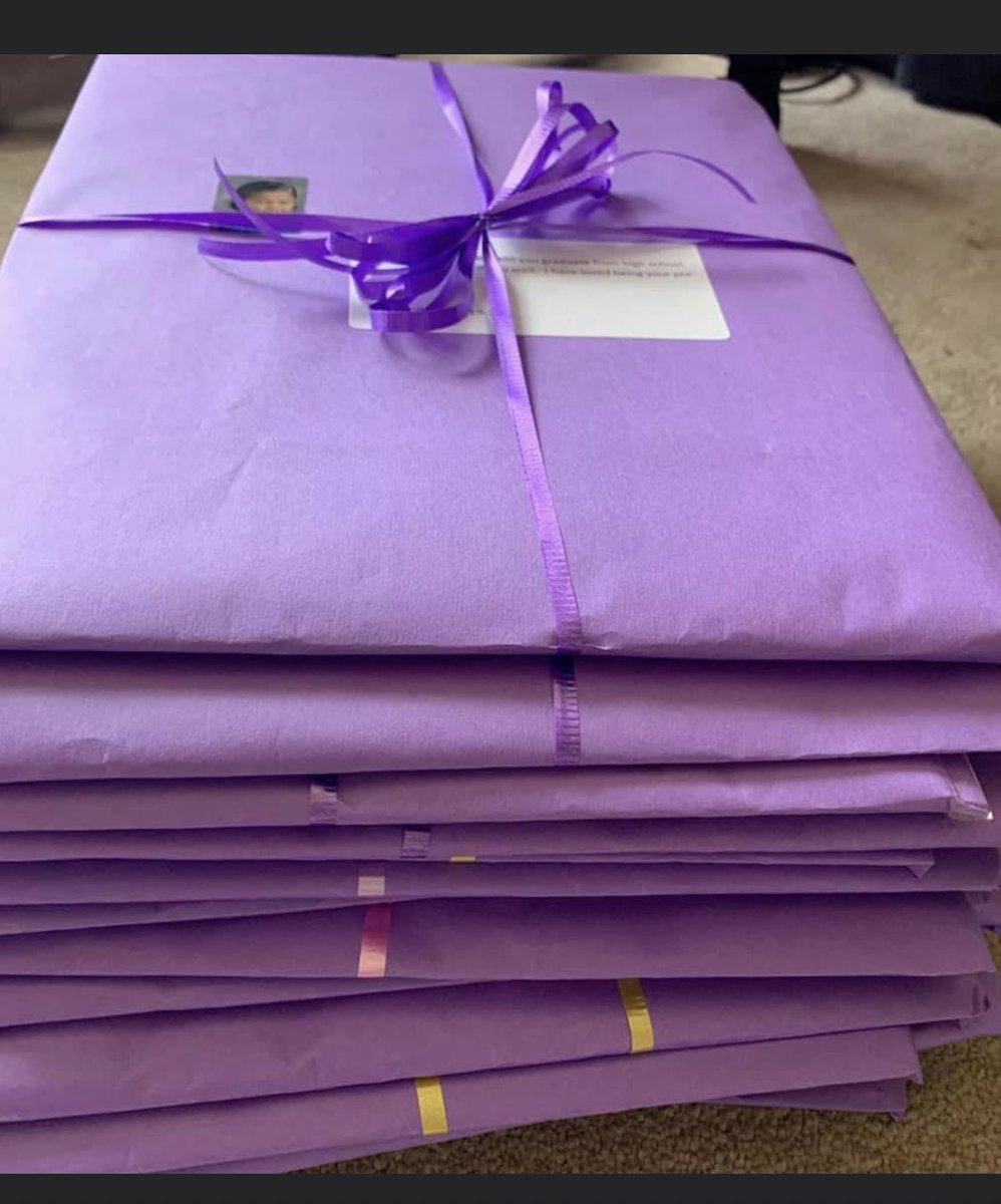 TheresaHolloran's tweet image. The tradition continues. I have done this for many years. My current PreK ss will receive their “Time Capsule” in a few weeks. They are asked not to open them until they graduate from high school. It will be very special if they wait. Class of 2033! #VBHasJoy #VBAlwaysLearning