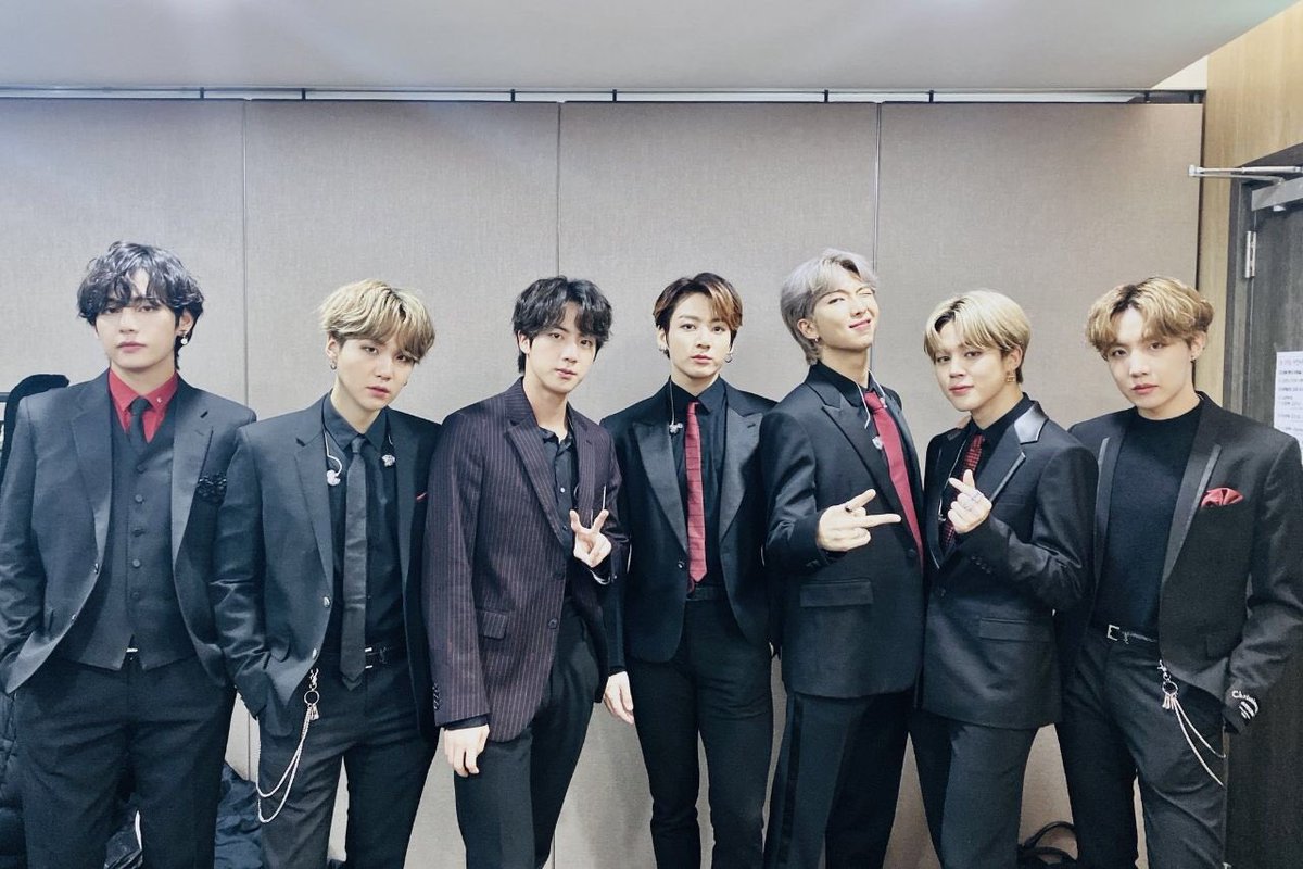 Lisa97123346's tweet photo. Namjoon persian💜
#namjoonpersian 
Jin persian💜
#jinpersian 
Yungi persian💜
#yungipersian
Hoseok persian💜
#hoseokpersian 
Jimin persian💜
#jiminpersian 
Taehyung persian💜
#taehyungpersian
Jungkook persian💜
#JungkookPersian https://t.co/3M2eOlTalu