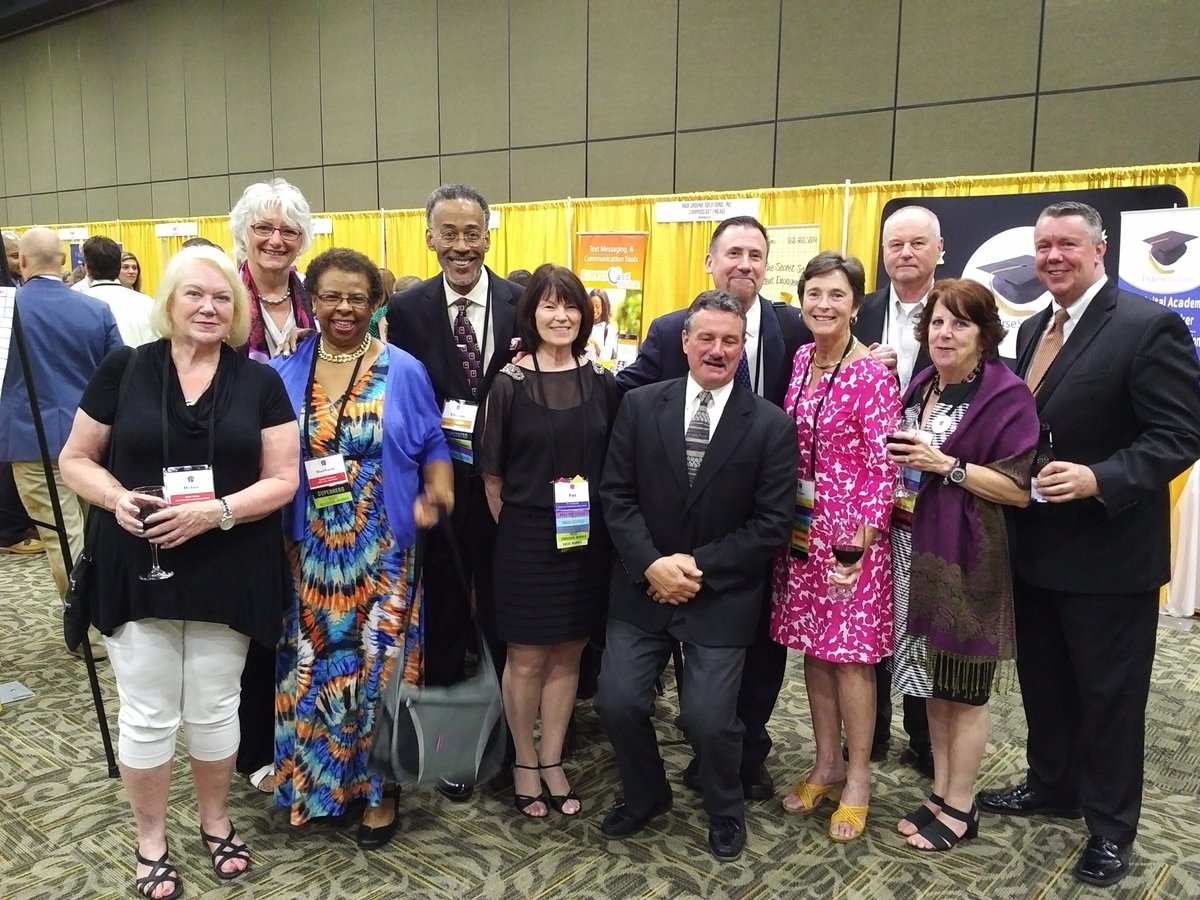 ThomEducates's tweet image. Happy #PACACDay! @PACAC1954 @pacacGRC @PCPRoundtable #FondMemories.