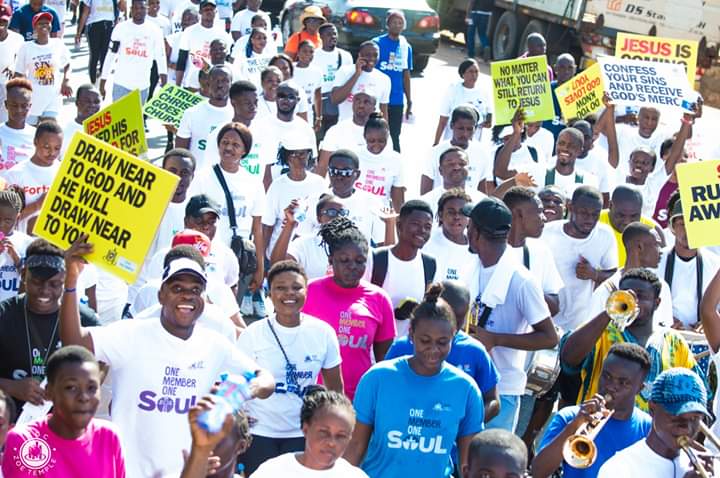 icgczoetempleC5's tweet photo. Throwback to One Member One Soul Evangelism campaign at ICGC Zoe Temple. 
#WeAreICGC #FaithOverFear #OneMemberOneSoul

#zoepictureoftheday #zoefamily #icgczoetemple https://t.co/Nqyck3gYfY