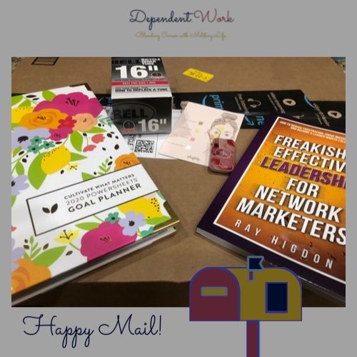 DependentWork's tweet image. There￼￼ were so many packages at my door today....Who doesn’t love happy mail? #MilitarySpouseinfluencer #Militaryinfluencer #Maskcarabeauty #Maskcaraartist #milspo #milsolife #Milspouse #Militaryspouse  #careerconnector #personaldevelopment #goalsetting #amazonmilitary