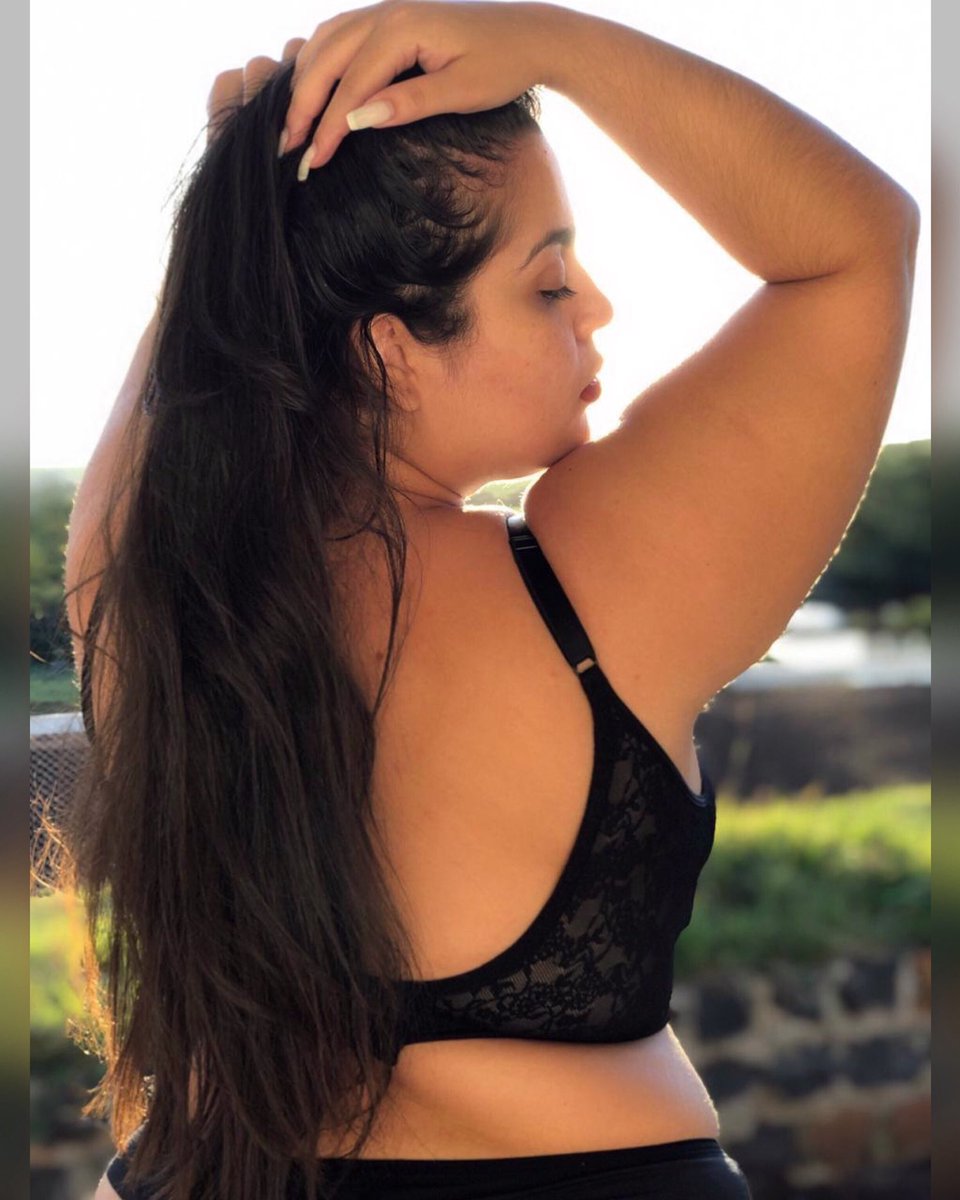 mayarameloli's tweet photo. “Gente transparente seduz com a alma!”
... #plussizemodel #Model #plusmodel #Sexy #MulheresReais #LoveYourBody #LoveYourCurves #sunset #pordosol #CurvyModel #SãoPaulo #expedicaoglobodajanela #brazilian #braziliangirl #amorproprio #autoestima #bodypositivity #bodypositive https://t.co/MMOW0kPilM