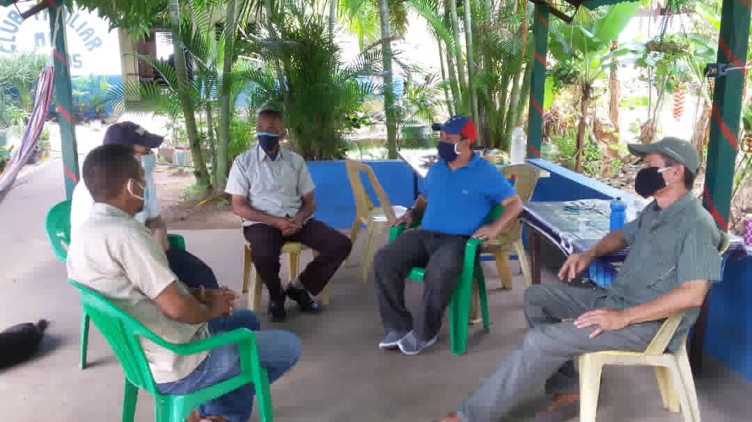 JJmunozVE1's tweet photo. #21May #MAELECAD #Maturín, Pquia #LosGodos en acción.
Cumpliendo con el protocolo d rigor, estamos haciendo visitas a nuestra dirigencia parroquial y d #ComiteLocal, llevando el mensaje d fe y esperanza, seguimos trabajando por la libertad y la democracia.
@ADemocratica https://t.co/ARj2XLUDwS