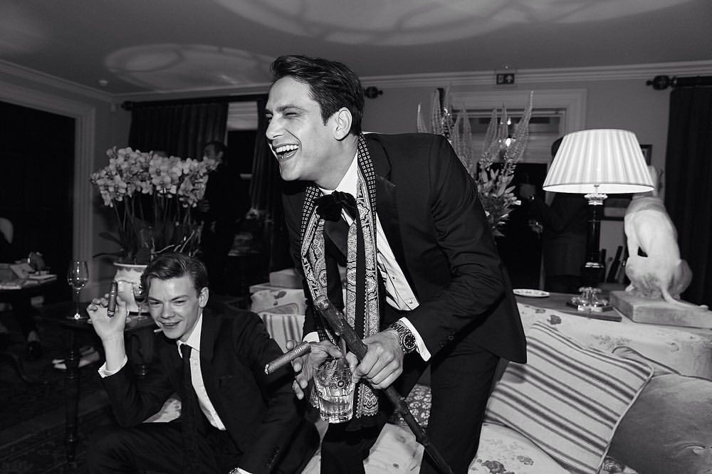 JuttaFreudig's tweet photo. #MusketeersEurope More #RoadToCannes photos 📷 in black & white (day 1, May 20th 2019) #GoodwoodMotorCircuit and #BlackTieDinner - #LukePasqualino #lucapasqualino 😍 #SamWay #ThrowbackThursday https://t.co/wRxTVOcAU4