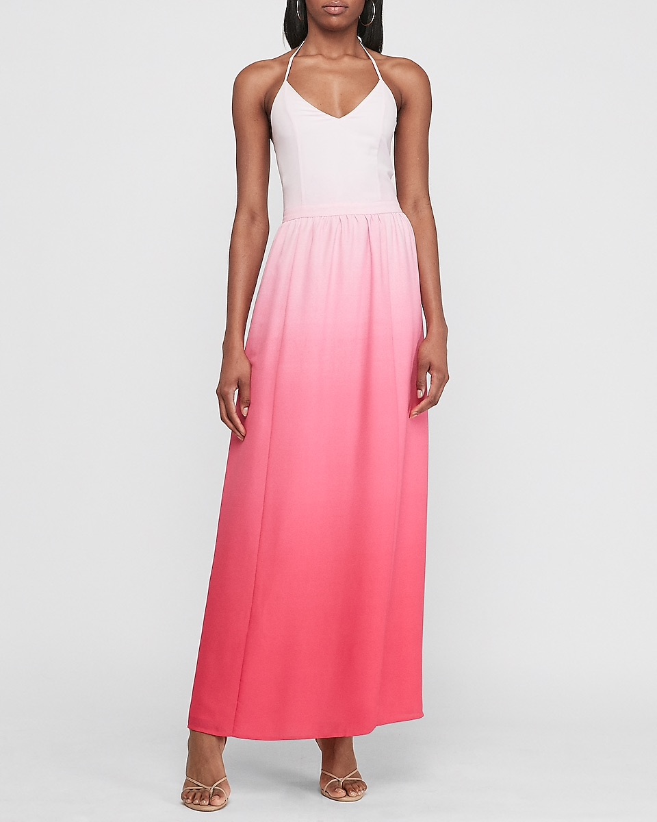 I'm thinking of a pink frozen drink when I look at this dress. It's perfect for dinner and a date outside or on the beach.

Get it here and save 50% off! rstyle.me/+8HWLB3lkA0s-i…

#ltk #liketoknowit #shopping #summerdress #summertime #dresses #sale