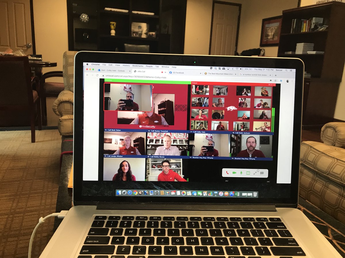 Going to try this app out. Great insights while filming the roadshow w <a href="/HunterYurachek/">Hunter Yurachek</a>, <a href="/jordyn_wieber/">Jordyn Wieber</a>, <a href="/mrBobbyBones/">Bobby Bones</a> , Coach Jackson and <a href="/Brettdolan24/">Brett Dolan</a>. 
.