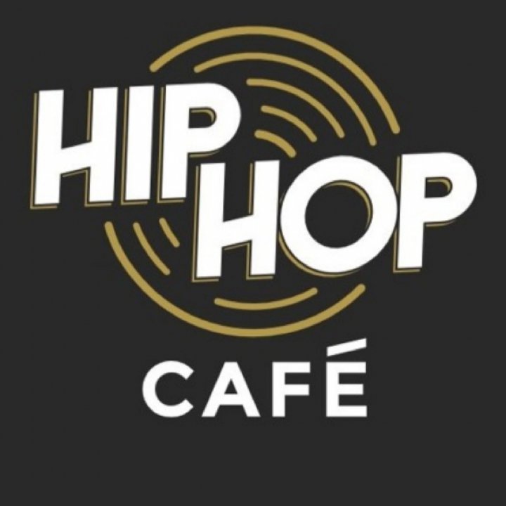 Djheartbeat's tweet photo. Come hangout with me on #BIGOLIVE https://t.co/lADkXv2Ve5 https://t.co/fSqsfs4aGf