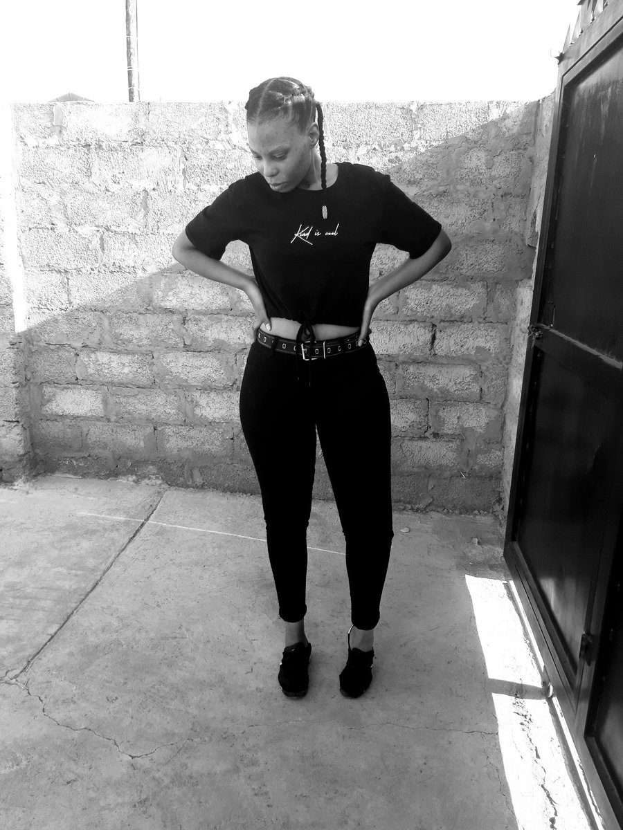 Koketso33's tweet photo. #day56oflockdown I follow back #follobackforfolloback #followback #IFB #follow https://t.co/dniHgjPFLD