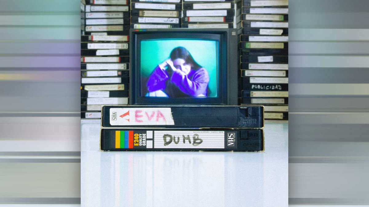 OT_Oficial's tweet photo. 💥 Ya podéis disfrutar de "DUMB" de @SoyEvaOT2020
🔸 https://t.co/jLrifPgc13 📼
🔸 https://t.co/X85aQOTJiK 🎶
❤️ #CanalOT22M https://t.co/CPlhjIsBvC