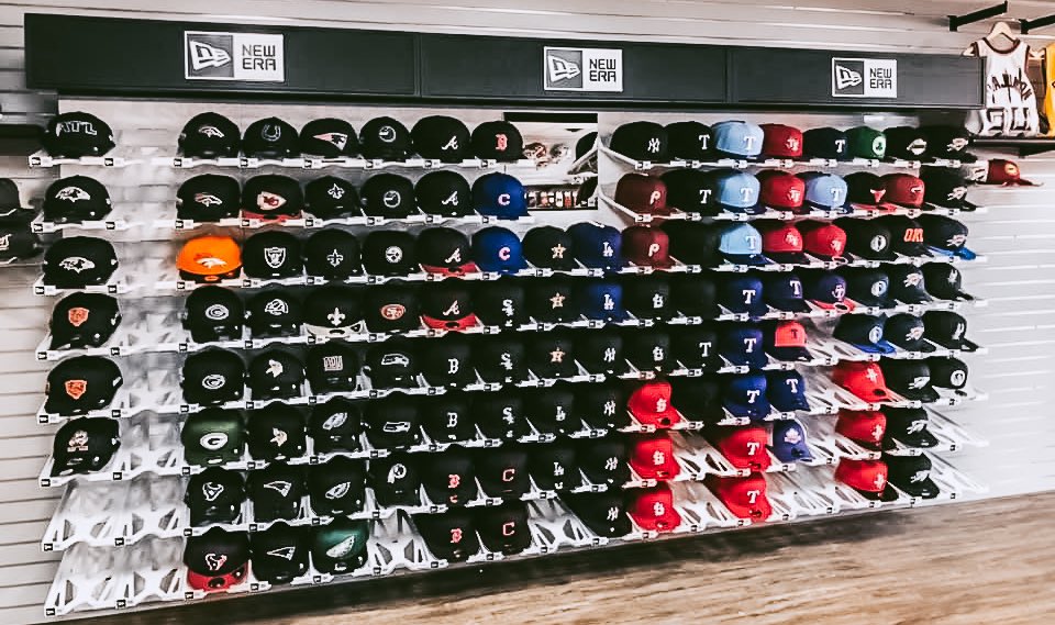 proimagesports's tweet photo. Exciting things coming to Durant, Oklahoma. Our first hometown franchise will open at the end of this month!

#proimagesports #universityofoklahoma #dallascowboys #shoplocal https://t.co/hyA3jmJrky