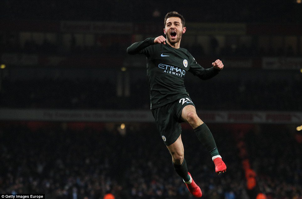 TheMCFCView_'s tweet photo. THURSDAY 01 MARCH 2018

Arsenal 0-3 Manchester City

Bernardo Silva 15’ ⚽️
David Silva 28’ ⚽️
Leroy Sané 33’ ⚽️

City run riot away to Arsenal just 6 days after defeating them in the Carabao Cup Final (0-3). https://t.co/cZjmjifIsO